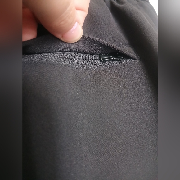 Athleta Black Wide Leg Stride Pants Size Large - Picture 10 of 14